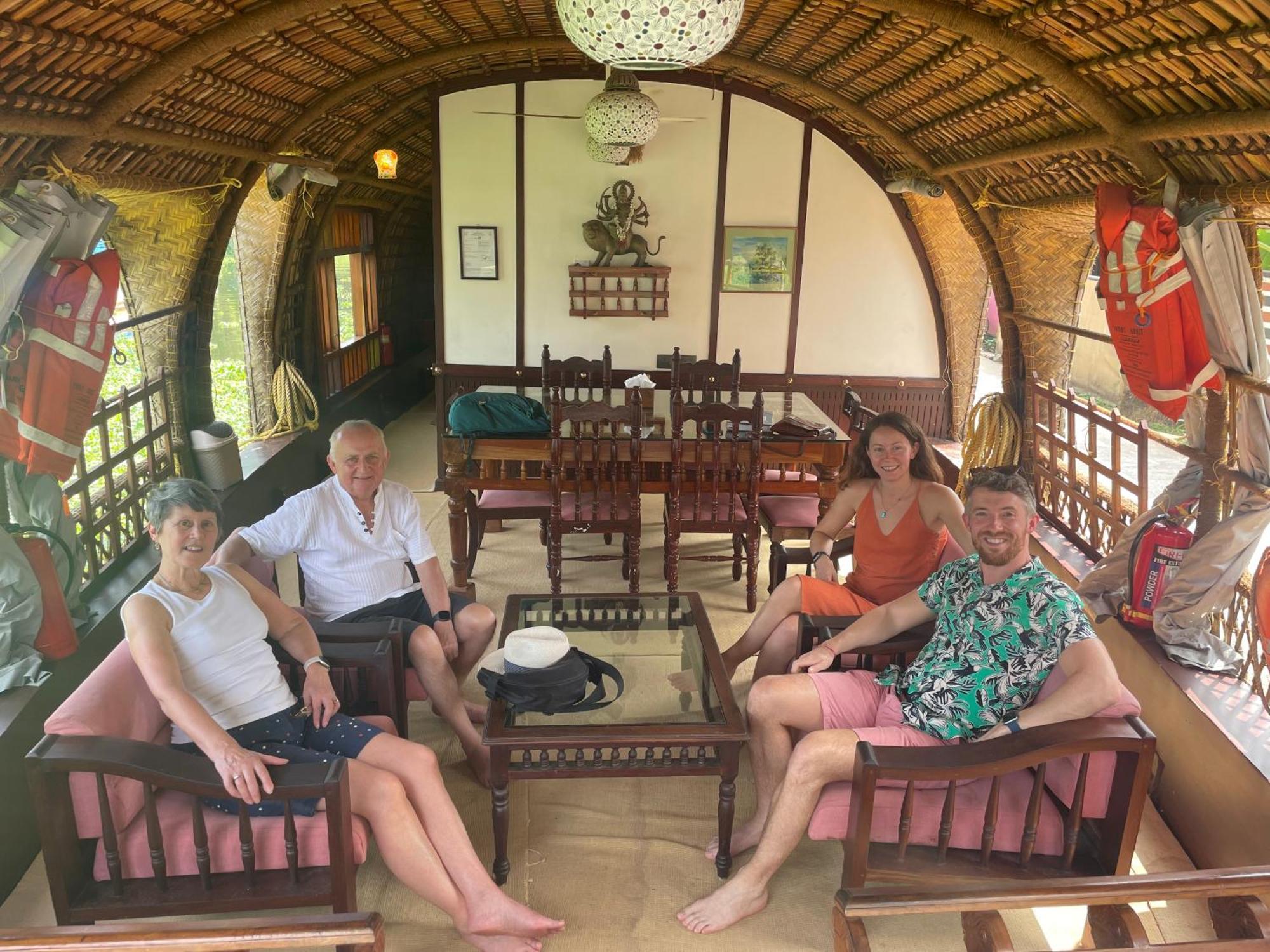 Thara'S Houseboat Hotel Alappuzha Luaran gambar